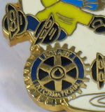 1996 Peanuts Rose Parade Cloisonne Pin - Lending A Helping Hand (Rotary International) - RARE!