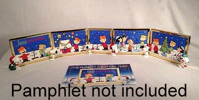 Danbury Mint Peanuts Christmas Glass Tiles Display With Ornaments