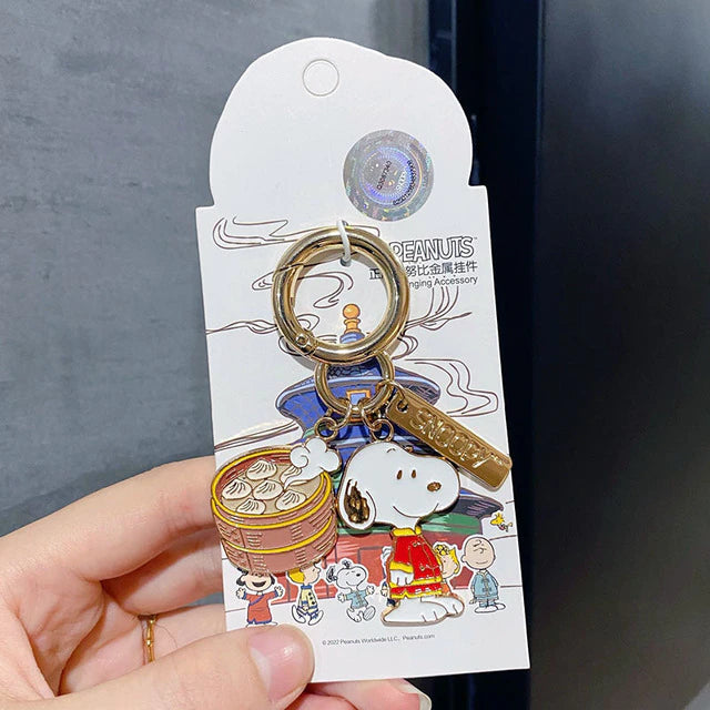Peanuts Japanese Kimono Metal Key Chain With 3 Pendants - Charlie Brown and Shang Hai Skyline
