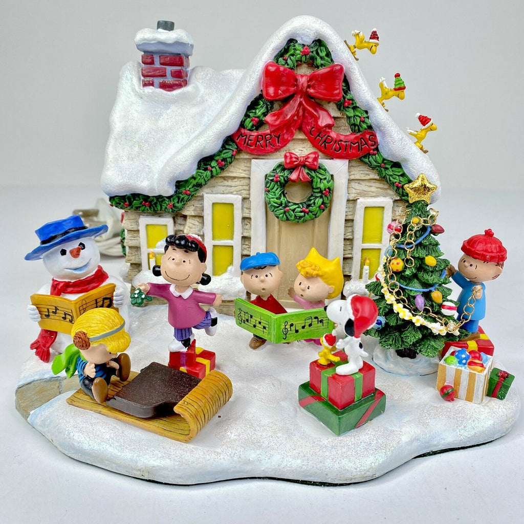 Danbury Mint Peanuts Lighted Christmas Cottage Sculpture