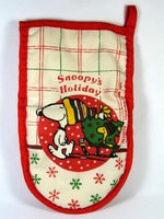 Snoopy's Holiday Oven Glove