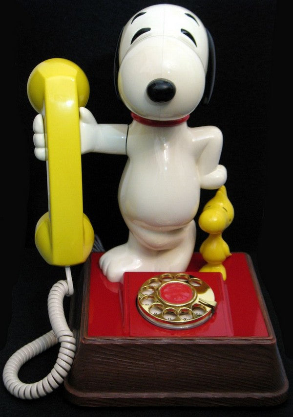 Snoopy Vintage At&T Rotary Telephone| snoopn4pnuts.com