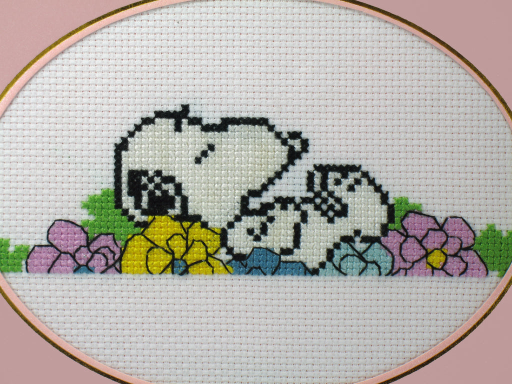 Snoopy Cross-Stitched Blank Card With Acetate Cover (Handmade) | snoopn4pnuts.com snoopy-cross-stitched-blank-card-with-acetate-cover-handmade-snoopn4pnuts-com