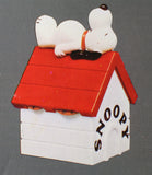 Snoopy's Doghouse Portable AM Radio (NEW)