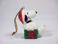 1981 Snoopy Happy Holidays Christmas Ornament