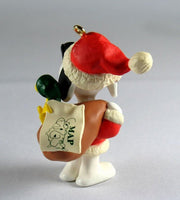 1998 Snoopy Joe Cool Santa Christmas Ornament (MINT/No Box) - snoopn4pnuts.com