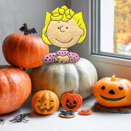 Peanuts Hammered Metal Halloween Pumpkin Press - In Decor - Sally "It's The Great Pumpkin" - snoopn4pnuts.com