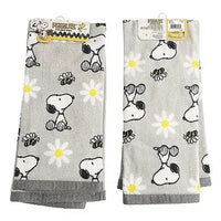 Snoopy Hand Towel - Daisies - snoopn4pnuts.com