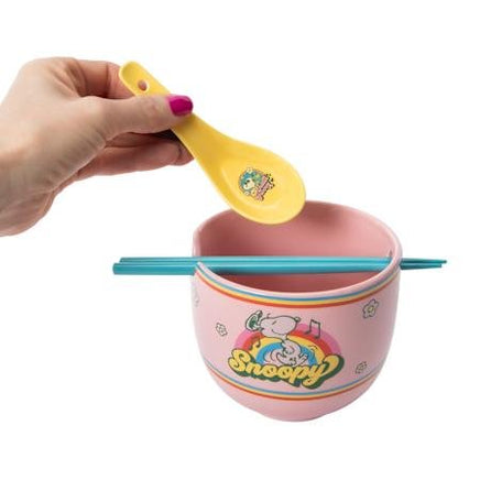 Peanuts Gang Ceramic Ramen / Rice Bowl With Spoon and Chopsticks (Plus Built - In Chopsticks older) - snoopn4pnuts.com