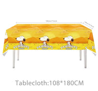 Snoopy Small Lightweight Plastic Table Cover (42