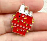 Peanuts Enamel Charm - Snoopy's Christmas Doghouse