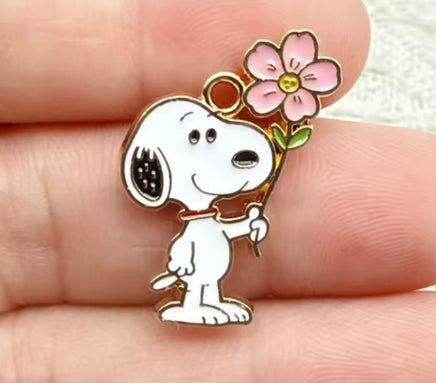 Peanuts Enamel Charm - A Flower From Snoopy - snoopn4pnuts.com