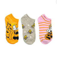 Snoopy Matching No Show Halloween Socks - snoopn4pnuts.com