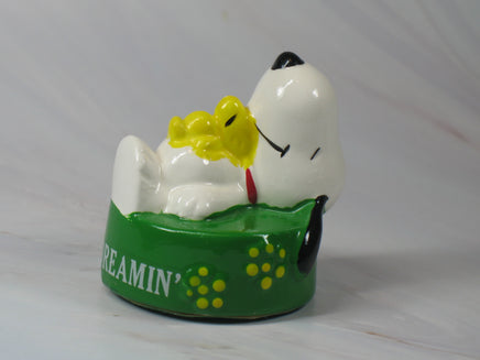 Snoopy Mini Paperweight - Daydreamin' (Light Wear To Felt Pad) - snoopn4pnuts.com