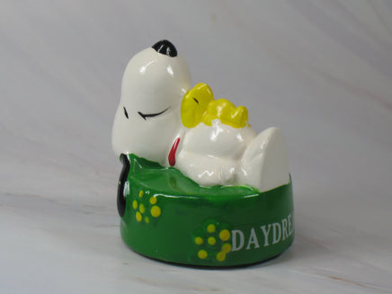Snoopy Mini Paperweight - Daydreamin' (Light Wear To Felt Pad) - snoopn4pnuts.com