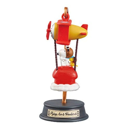 Peanuts Hot Air Balloon Figurine - Flying Ace and Woodstock - snoopn4pnuts.com