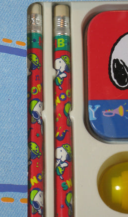 Snoopy Complete Desk Set For Home Or School (Includes Everything You Need!) - snoopn4pnuts.com
