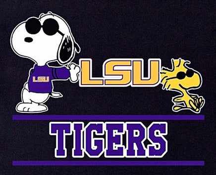 Snoopy College Football Indoor/Outdoor Waterproof Vinyl Decal - LSU (Louisiana State Univ.) Tigers - snoopn4pnuts.com