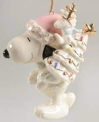 Lenox Snoopy's Holiday Cheer Fine China Ornament With 24K Gold Accents - snoopn4pnuts.com