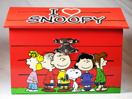 Peanuts Musical and Animated Dog House - Shaped Jewelry Box - I Love Snoopy - snoopn4pnuts.com