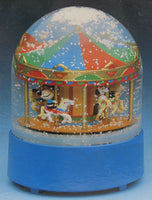 Peanuts Carousel Revolving/Animated Musical Snow Globe (Near Mint/Large Air Bubble) - snoopn4pnuts.com