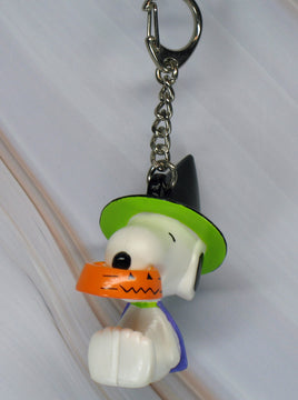 Snoopy Halloween PVC Key Chain - snoopn4pnuts.com