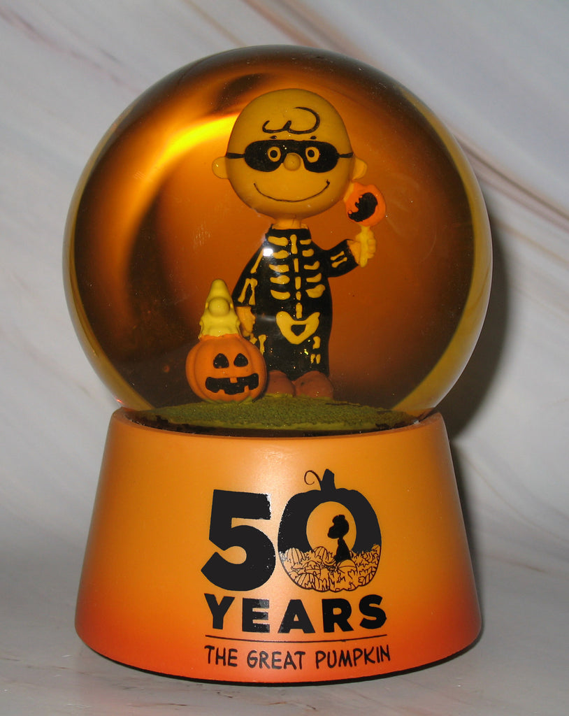 The Great Pumpkin 50th Anniversary Musical Bats Snow Globe
