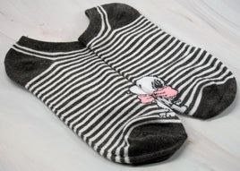 Snoopy Matching No Show Socks - snoopn4pnuts.com