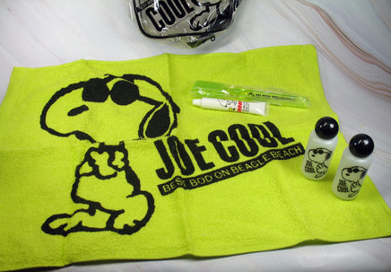 Snoopy Joe Cool 7 - Piece Toiletries Travel Set - snoopn4pnuts.com