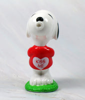 SNOOPY KISS ME VALENTINE's DAY PVC - snoopn4pnuts.com