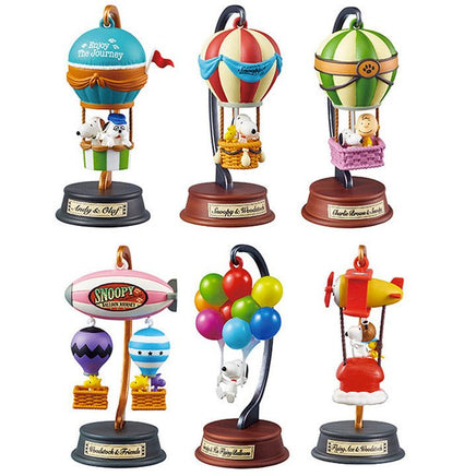 Peanuts Hot Air Balloon Figurine - Charlie Brown and Snoopy (PLEASE NOTE: Base Label Incorrect) - snoopn4pnuts.com