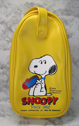Snoopy Vintage Vinyl Shoe Bag / Toiletries Bag (Great For Travelling!) - snoopn4pnuts.com