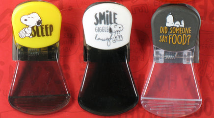 Snoopy Magnetic Acrylic Bag Clip Set (Great For Holding Papers Too) - snoopn4pnuts.com