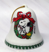 1978 Peanuts Porcelain Christmas Bell Ornament - Snoopy On Wreath - snoopn4pnuts.com