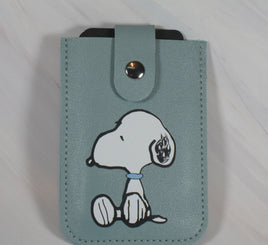 Peanuts Leather Credit Card Holder - Snoopy Sitting - snoopn4pnuts.com