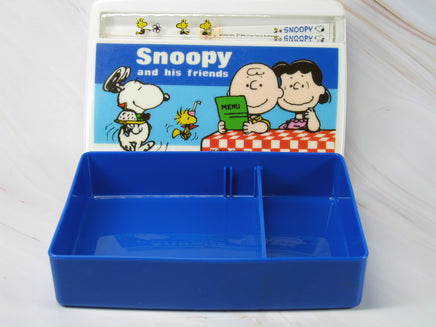 Peanuts 4 - Piece Melamine Storage Container and Chopsticks Set (Great For Lunch Boxes/Bags!) - New But Light Shelf Wear - snoopn4pnuts.com