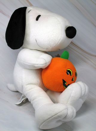 Snoopy Halloween Plush Doll - snoopn4pnuts.com