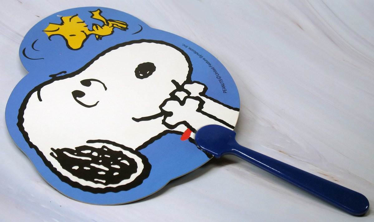 Snoopy Hand Fan - Great Breeze! (Tiny Nick In Cardstock) | snoopn4pnuts.com