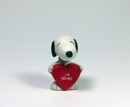 Miniature Porcelain Figurine - I'm Yours (Writing "Sketchy")