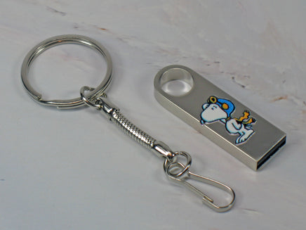 Snoopy Flash Drive (Thumb Drive) With Key Chain - 64GB - snoopn4pnuts.com
