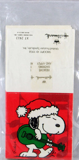 Snoopy Vintage Mini Self - Adhesive Christmas Gift Tags - snoopn4pnuts.com
