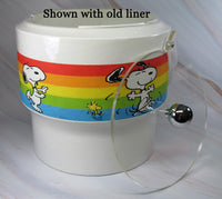 Snoopy Vintage Ice Bucket - RARE! (Outer Bucket Mint But Needs Replacement Liner) - snoopn4pnuts.com