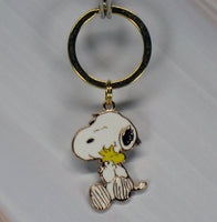 Snoopy Hugs Woodstock Enamel Key Chain - snoopn4pnuts.com