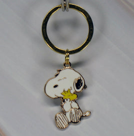 Snoopy Hugs Woodstock Enamel Key Chain - snoopn4pnuts.com