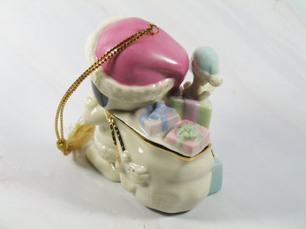 Lenox Santa Snoopy Fine China Ornament With 24K Gold Accents - snoopn4pnuts.com