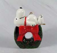 1979 Snoopy On Wreath Christmas Ornament