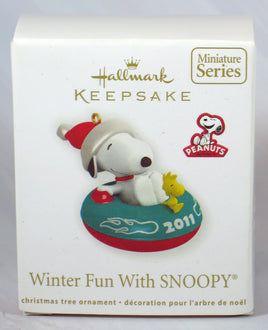 2011 WINTER FUN WITH SNOOPY 14 Miniature Christmas Ornament - snoopn4pnuts.com