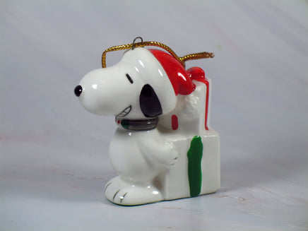 1981 Snoopy Leans On Christmas Gifts Ornament - snoopn4pnuts.com