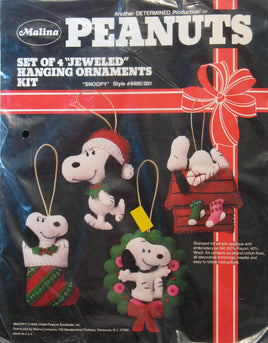 Peanuts Vintage Jeweled Christmas Ornaments Kit - "Snoopy" - snoopn4pnuts.com