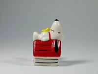 Snoopy's Doghouse Vintage Mini Pencil Holder With 3 Mini Pencils